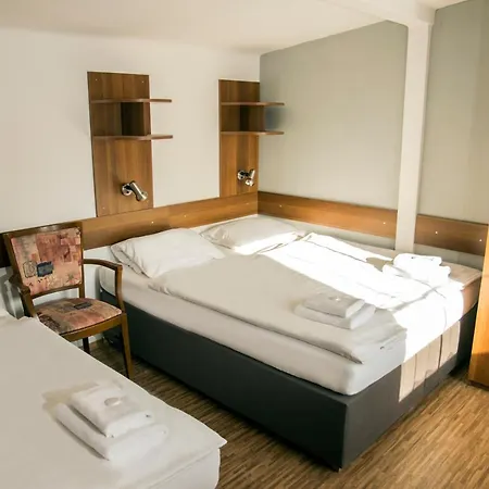 Studia A U Karla Apartment *